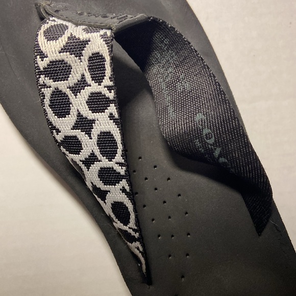 Coach Jessalyn Sandals - Picture 7 of 10